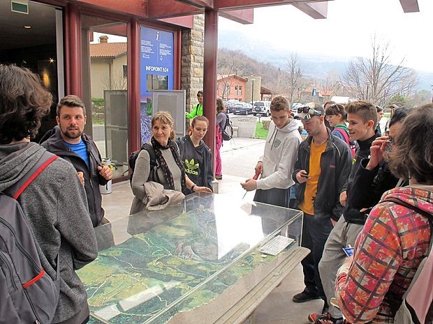 V Boljuncu so ta vikend znova odprli sprejemni center
soteske.