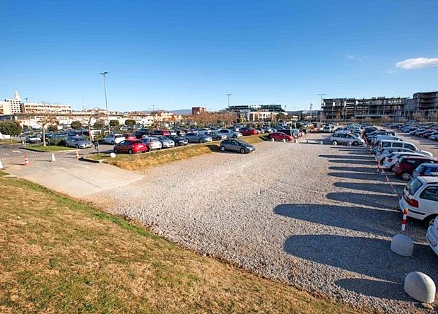 Na tem delu gramoza za koprsko Tržnico je Marjetica Koper
zagotovila rezervirano parkirno površino za ribiče.