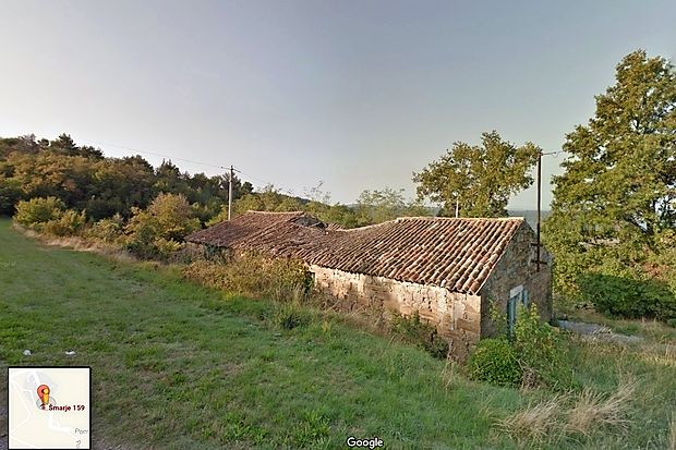 Meseca avgusta lani je koprska občina na javni dražbi iskala
kupca za staro istrsko hišo s pripadajočim zemljiščem.
Podjetje Portval je bilo med dražitelji najbolj uspešno.