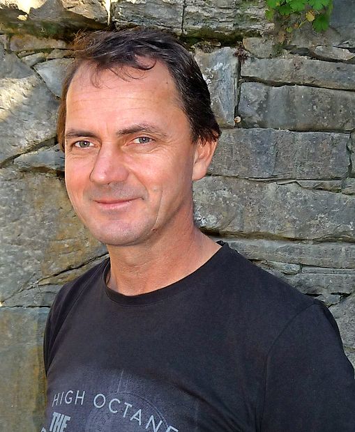 Peter Babič: “Skavti so res poživili vas in so rade
volje pomagali domačinom. Po nekaj letih mrtvila
se zdaj kar veliko dogaja.”
