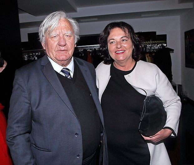 Tone Partljič je v Koper prišel na premiero, v kateri je eno od
glavnih vlog odigrala njegova hči Mojca Partljič.