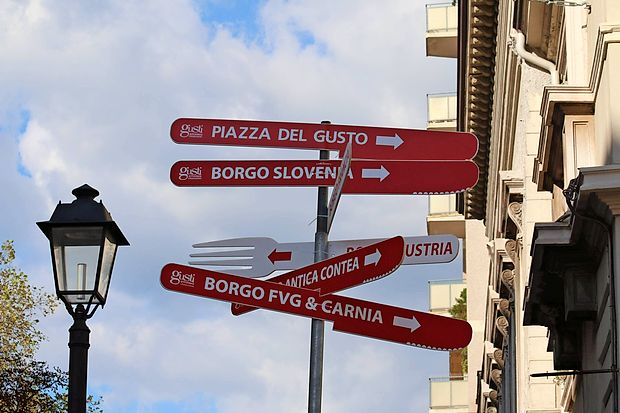 Kam na kosilo ali večerjo?