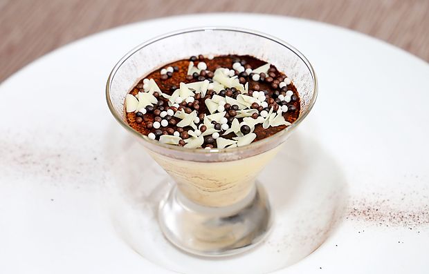 Slasten tiramisu
