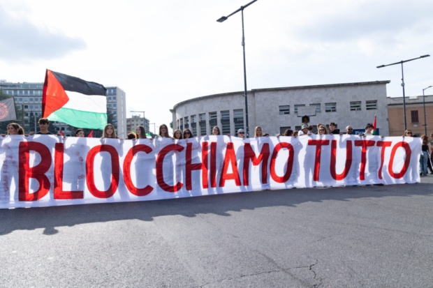 V Italiji splošna stavka in demonstracije v podporo Palestincem v Gazi