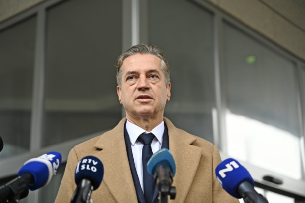 Predloga za obvezno božičnico verjetno še ne bo na seji ESS