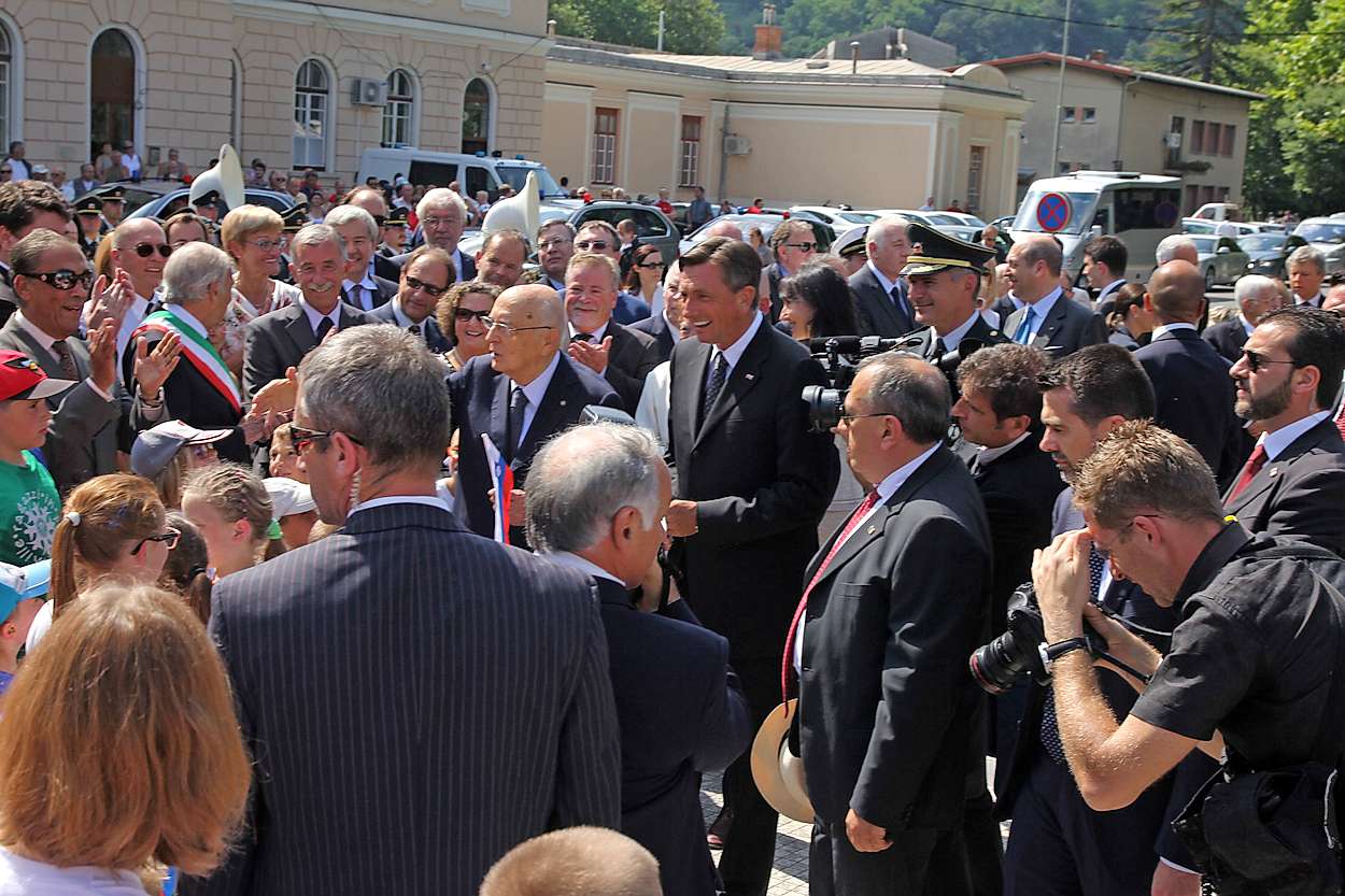 Pahor In Napolitano Nujno Je Ohranjati Mir Primorske Novice