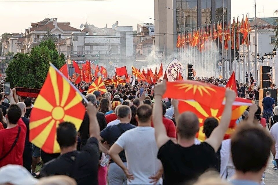 Le parlement macédonien a soutenu la proposition, qui ouvre la voie à des négociations avec l’UE
