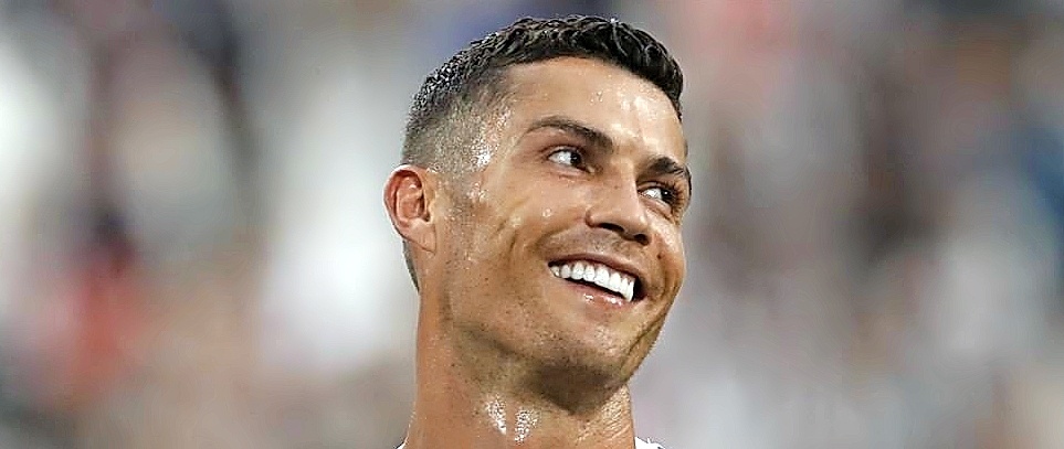 Ronaldo condenado a 99 chicotadas no Irão?