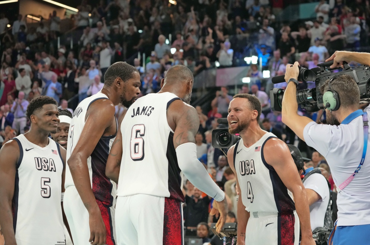 Les basketteurs américains n’ont battu que la Serbie en finale et ont atteint la finale avec la France