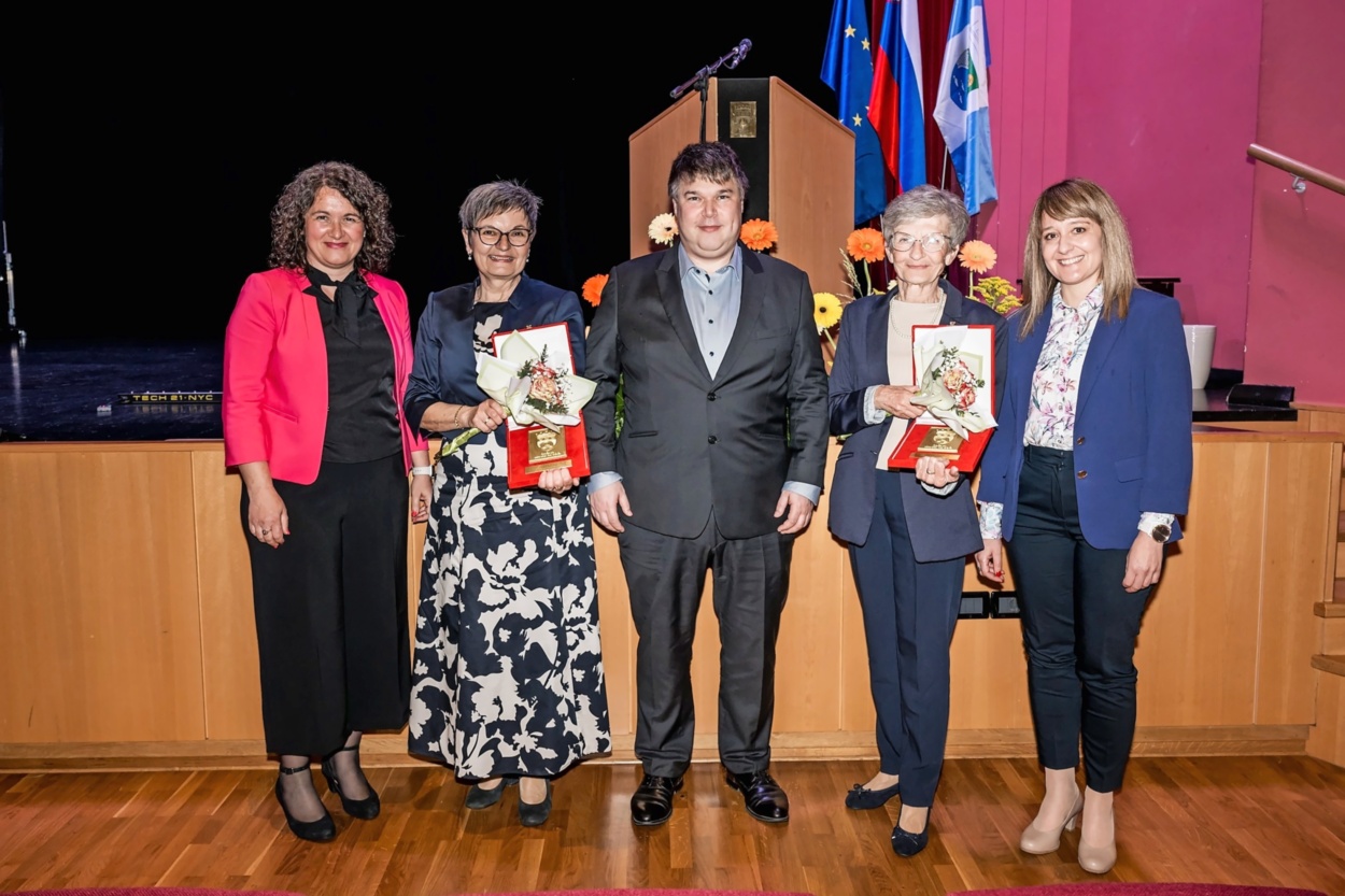 Kanal Ob So i Nagradi Ob ine Vsestranski Kulturni Ustvarjalki In Kanal Ob So i Nagradi Ob ine Vsestranski Kulturni Ustvarjalki In