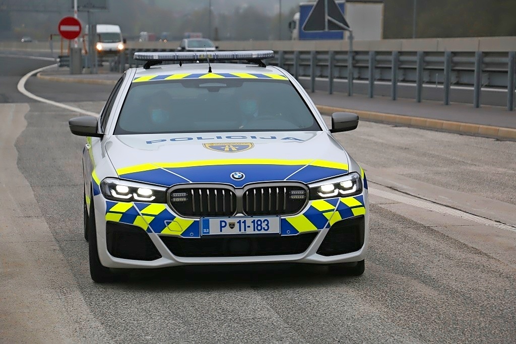 Prvi Mo Policije Se Je Za Za asno Ukinitev Treh Enot Avtocestne 
