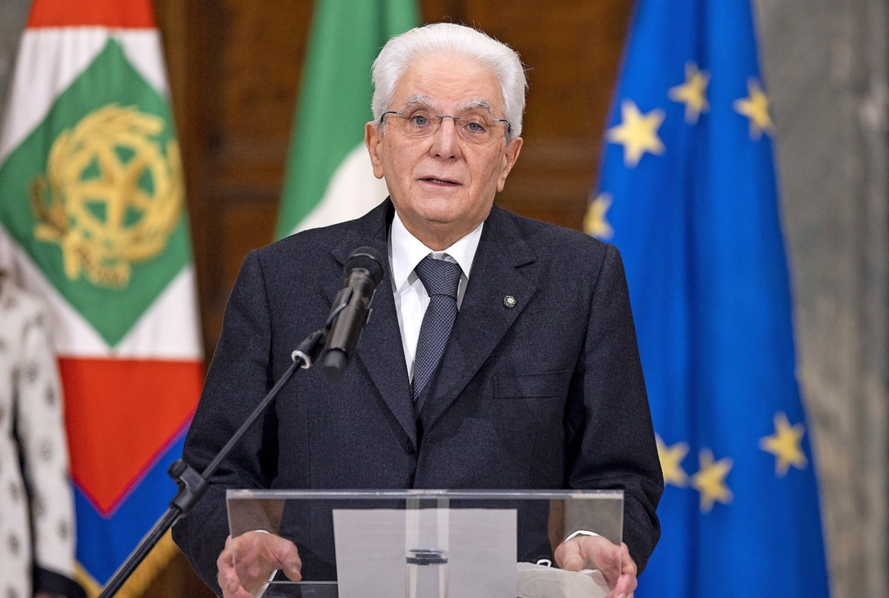 Mattarella ha accettato un nuovo mandato presidenziale per senso di responsabilità