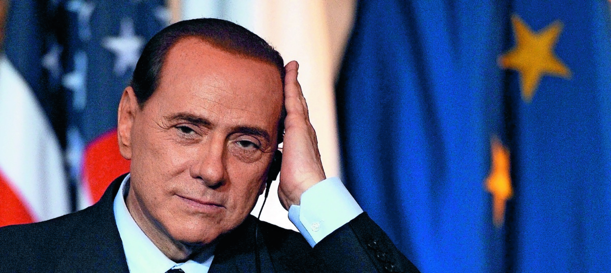 Poi, dopo la morte di Berlusconi, l’Italia si prepara a eleggere un nuovo leader