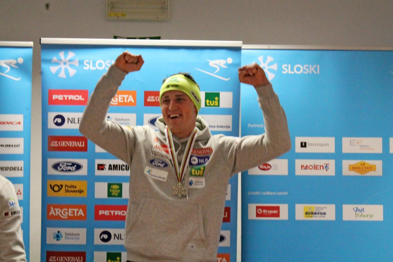 Alpski reprezentant SK Dol Štefan Hadalin je končal športno pot