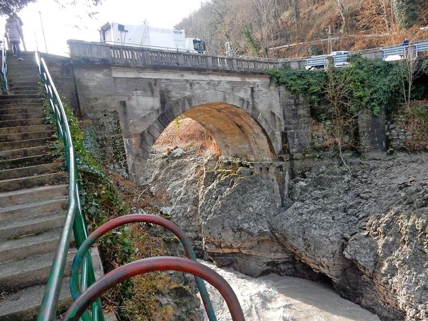 Most se lepo sestavlja