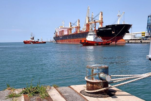 Tudi ladje v Kopru so ostale brez goriva