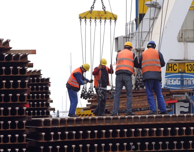 Luka Koper: Nadzornike želijo menjati, ne pa tudi direktorja