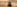 Joaquin Phoenix je ustvaril večplasten portret človeka, razpetega 
med oboževano ženo in dolžnostmi na fronti ter na dvoru, a 
nekega globljega uvida v Napoleonov lik ne ponudi. Foto: imdb.com