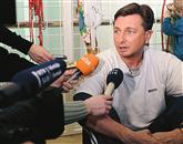 Borut Pahor poziva k premisleku in kaže na posledice  Foto: STA