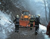 Gasilci so čistili cesto Idrsko - Livek Foto: Pgd Kobarid