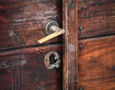 Vrata Benečanke bodo morali popraviti Foto: Tomaž Primožič/Fpa