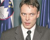 Minister Henrik Gjerkeš je odstopil 