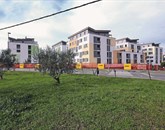 Čeprav bodo med Tehnikovim stečajem dokončali tri projekte, med njimi ne bo kompleksa v Livadah s  190 stanovanji in petimi poslovnimi prostori Foto: Tomaž Primožič/Fpa