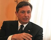 Ob zgodovinskem uspehu Tine Maze na olimpijskem smuku v Sočiju je čestitke že poslal predsednik republike Borut Pahor Foto: Leo Caharija