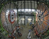 Ideje  Francoisa Englerta in Petra W. Higgsa so pred kratkim potrjene z rezultati poskusov v velikem hadronskem trkalniku v Cernu Foto: Denis Balibouse