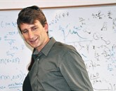 Odkritje bi lahko Nobelovo nagrado prineslo tudi Slovencu - astrofiziku Urošu Seljaku, vodji Centra za kozmološko fiziko na univerzi v ameriškem Berkeleyju Foto: Tomi Ilijaš