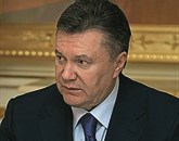 Ukrajinski predsednik Viktor Janukovič je po krvavih spopadih med protestniki in policijo v Kijevu, v katerih je bilo po zadnjih podatkih ubitih 25 ljudi, za četrtek razglasil dan žalovanja Foto: Wikipedia