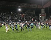 Italijanski nogometni prvak Juventus bo moral zaradi vnovičnih rasističnih izpadov navijačev zapreti navijaški tribuni, severno tribuno za eno, južno pa za dve tekmi Foto: Tomaž Primožič/Fpa