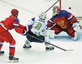 Ruska hokejska reprezentanca, ki se je na OI pomerila tudi s Slovenijo, se je v sredo v nasprotju z napovedmi o olimpijskem zlatu ob koncu iger na hokejskem turnirju v Sočiju poslovila že v četrtfinalu Foto: STA