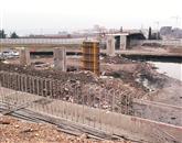 V SCT zagotavljajo, da bodo semedelski most zgradili do konca maja  Foto: Zdravko Primožič/Fpa