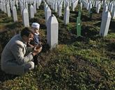 Srebrenica ni bila tragedija le za domačine, posledice nosijo tudi nemočni nizozemski vojaki Foto: Arhiv Pn