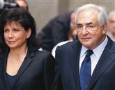 Nekdanji generalni direktor Mednarodnega denarnega sklada (IMF) Dominique Strauss-Kahn in njegova soproga Anne Sinclair se po 20 letih zakona ločujeta Foto: Mike Segar
