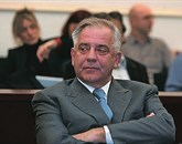 Nekdanji hrvaški premier in predsednik HDZ Ivo Sanader je danes začel svojo obrambo v zaključku sojenja v največjem primeru korupcije na Hrvaškem, zadevi Fimi-media Foto: Hina