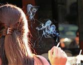 Cigarete: večje slike in nič mentola