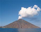 Vulkan Stromboli nedaleč od Sicilije se je prebudil 