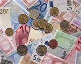 Trenutno je v EU v obtoku 14,2 milijarde evrskih bankovcev v skupni vrednosti 847 milijard evrov in 95,6 milijarde kovancev v skupni vrednosti 22,8 milijarde evrov  