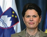 Alenka Bratušek: Slovenija ob uspešni sanaciji bank iz krize v 2014