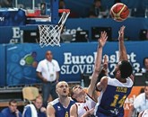  Po tem, ko se Švedska ni prebila v drugi del košarkarskega evropskega prvenstva v Sloveniji, je odstopil selektor Brad Dean  Foto: Tomaž Primožič/Fpa
