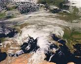 Včeraj je naše kraje že zajel sredozemski ciklon, izrazita hladna vremenska fronta s polarnim zrakom pa se je začela spuščati proti Alpam Foto: Picasa