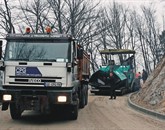 Največja lanska cestna naložba občine Cerkno je dala slab kilometer obnovljene ceste iz Reke v Laharn Foto: Saša Dragoš