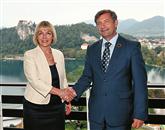 Vesna Pusić in Karl Erjavec sta pri reševanju spora glede LB zaznala napredek Foto: STA