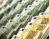 Davčni dolg s seznama višji za skoraj devet milijonov evrov