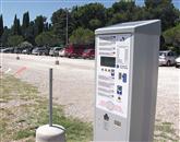 Nov parkirni režim v Strunjanu je prinesel tudi parkirne avtomate, ki pa sprejemajo le kovance Foto: Tina Simerl