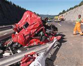 V razbitinah tovornjaka je konec letošnjega junija na avtocesti pred odcepom za Sežano umrl 39-letni Poljak Foto: Zdravko Primožič/Fpa