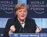 Merklova v Davosu ne daje praznih obljub