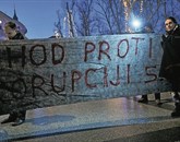 V petek bo v središču Ljubljane potekal tudi protestni shod zoper korupcijo in kapitalizem Foto: STA